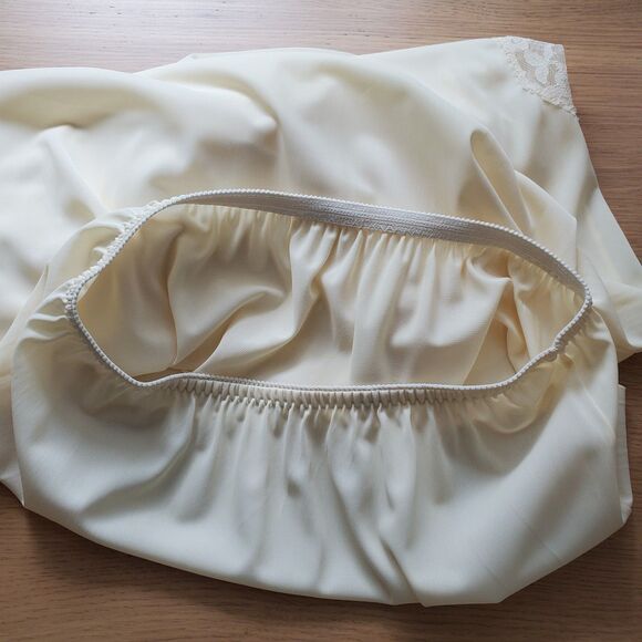 Vintage 60s/70s JCPenney Cream Maxi Slip Skirt M - Picture 6 of 8